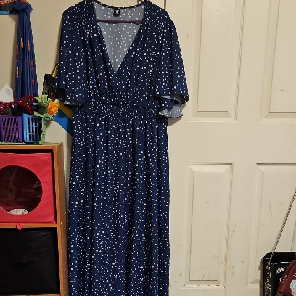 SHEIN Blue Maxi Sundress with V-Neck and Bishop Sleeves
